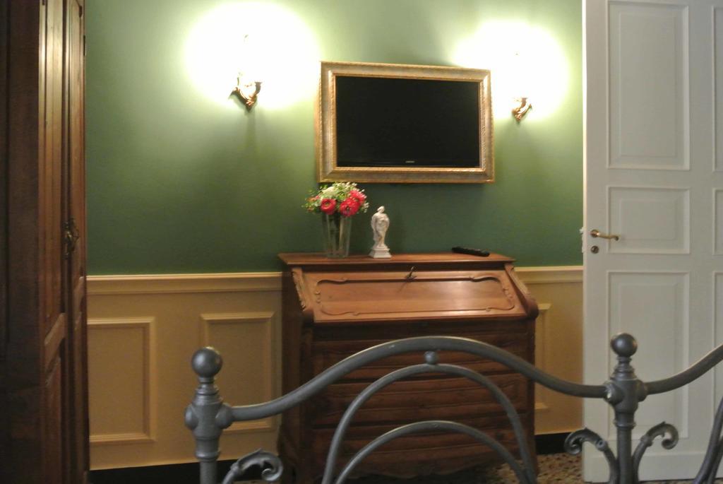 Palazzo Zecchino 3* Genua