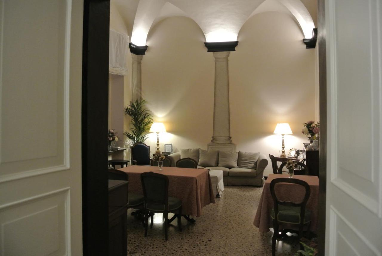 Palazzo Zecchino Gasthuis