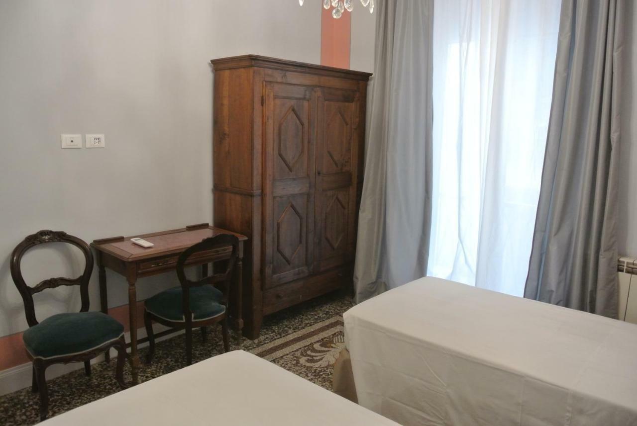 Palazzo Zecchino Guest house Genoa